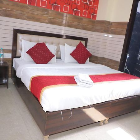 Hotel Aditya Residency Near Sector 63 Metro Station Noida Extérieur photo
