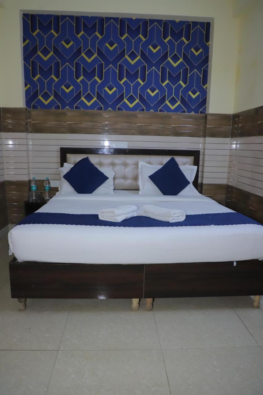 Hotel Aditya Residency Near Sector 63 Metro Station Noida Extérieur photo